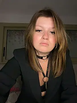 oce xxx online show from May 4, 2026, 6:26 pm