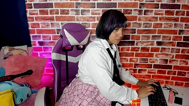 Snapshot of fresa_Wafflera chatting on April 18, 2026, 6:56 pm fresa Wafflera online show from April 18, 2026, 6:56 pm