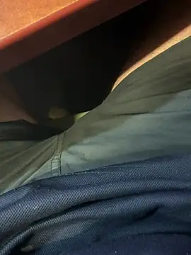 Mattishere1987 online show from April 28, 2026, 6:51 am