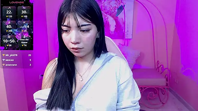 Snapshot of Soffi_x_x_ chatting on June 11, 2026, 12:32 am Soffi x x online show from June 11, 2026, 12:32 am