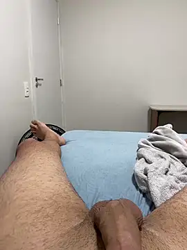 Gabriel069p online show from April 6, 2026, 9:49 pm