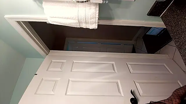 Snapshot of VonMeow777 chatting on March 27, 2026, 6:40 pm VonMeow777 online show from March 27, 2026, 6:40 pm