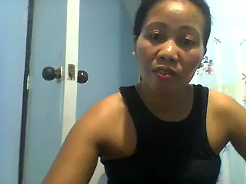 Snapshot of CreamyHotPussy4u chatting on April 23, 2026, 12:40 pm CreamyHotPussy4u online show from April 23, 2026, 12:40 pm