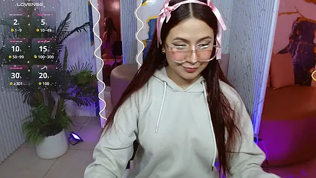 Snapshot of Tiiana_tay chatting on April 30, 2026, 3:46 am Tiiana tay online show from April 30, 2026, 3:46 am