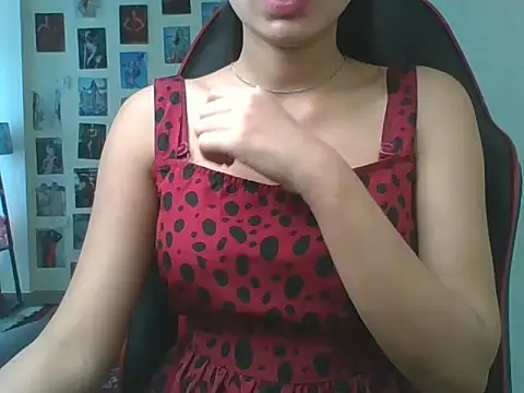 sweety gaur online show from April 5, 2026, 5:04 am