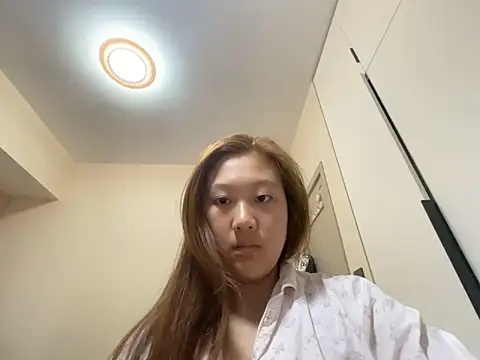 Snapshot of tutu512 chatting on April 22, 2026, 10:39 am tutu512 online show from April 22, 2026, 10:39 am