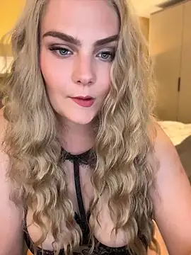 Blonde Cougar online show from June 2, 2026, 8:11 pm