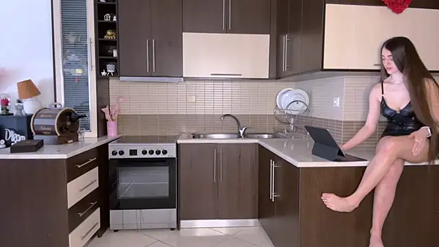 ARTOFCHARM online show from March 29, 2026, 11:32 am