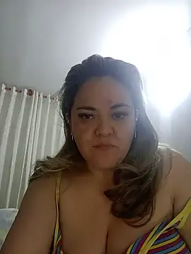 Natashablade   online show from June 19, 2026, 1:21 am