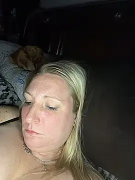 sweetkacibaby online show from May 19, 2026, 1:56 am