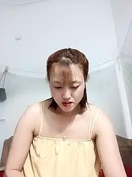 Snapshot of -Bitilu- chatting on April 28, 2026, 1:04 am -Bitilu- online show from April 28, 2026, 1:04 am