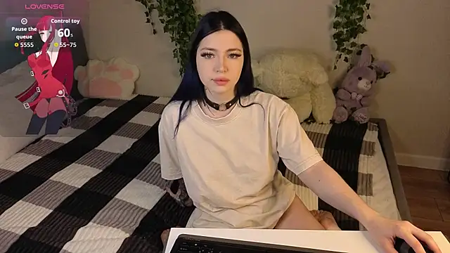 Snapshot of honey_cherrry chatting on June 21, 2026, 12:57 am honey cherrry online show from June 21, 2026, 12:57 am