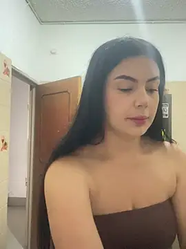 Snapshot of Cami_olarte chatting on June 25, 2026, 7:51 pm Cami olarte online show from June 25, 2026, 7:51 pm