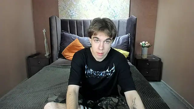 DaveBevy online show from June 19, 2026, 7:39 pm