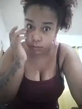 Snapshot of kimberlly25 chatting on April 8, 2026, 1:33 pm kimberlly25 online show from April 8, 2026, 1:33 pm