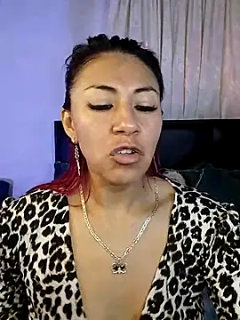 Snapshot of tatianabelli chatting on April 30, 2026, 6:03 pm tatianabelli online show from April 30, 2026, 6:03 pm