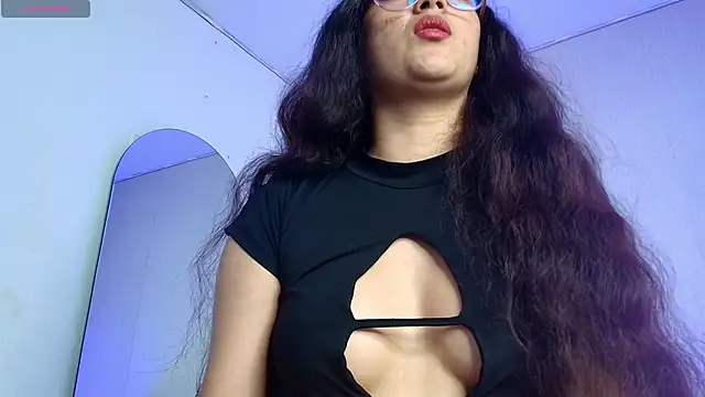 babylexi18 online show from April 6, 2026, 7:37 pm