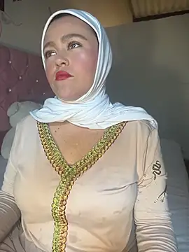 Snapshot of Marian_fadel chatting on May 22, 2026, 12:55 pm Marian fadel online show from May 22, 2026, 12:55 pm