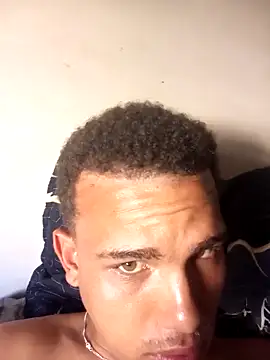 Snapshot of daddys_home69 chatting on March 28, 2026, 8:36 am daddys home69 online show from March 28, 2026, 8:36 am