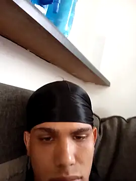 Snapshot of daddys_home69 chatting on April 1, 2026, 2:58 pm daddys home69 online show from April 1, 2026, 2:58 pm