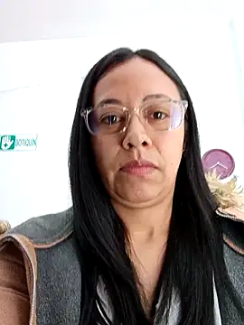 Snapshot of Violeta--7 chatting on April 7, 2026, 1:33 pm Violeta--7 online show from April 7, 2026, 1:33 pm