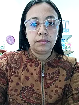 Snapshot of Violeta--7 chatting on April 8, 2026, 1:33 pm Violeta--7 online show from April 8, 2026, 1:33 pm