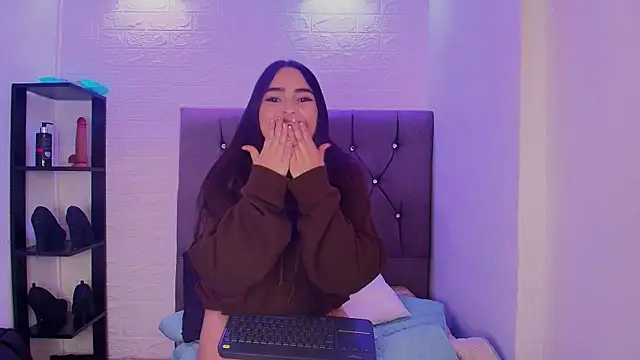 sweet  cherry1 online show from March 30, 2026, 6:42 pm