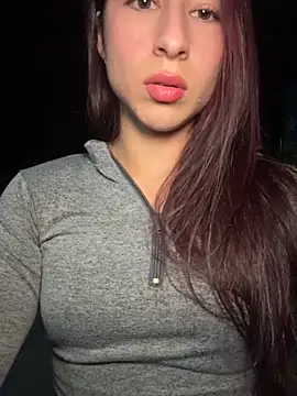 Debby ryann online show from April 26, 2026, 5:27 am