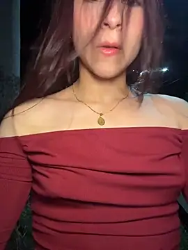 Debby ryann online show from May 7, 2026, 5:02 am