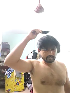 varun2184 online show from April 2, 2026, 5:32 pm