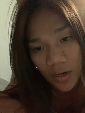 Snapshot of iloveyou_divine22 chatting on July 6, 2026, 2:41 am iloveyou divine22 online show from July 6, 2026, 2:41 am