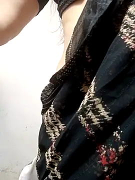 Snapshot of Sexyy_Bhabhi_143 chatting on May 6, 2026, 3:46 am Sexyy Bhabhi 143 online show from May 6, 2026, 3:46 am