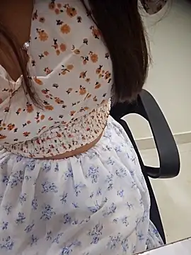 Snapshot of Cute_SnehaX chatting on March 27, 2026, 1:55 pm Cute SnehaX online show from March 27, 2026, 1:55 pm