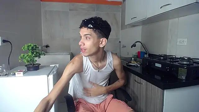 Zamaelprime  online show from April 1, 2026, 6:36 am