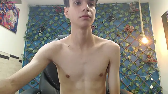 Snapshot of maxim_rod chatting on March 29, 2026, 2:55 am maxim rod online show from March 29, 2026, 2:55 am