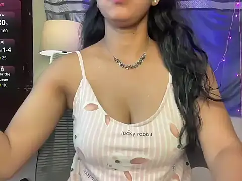 Gorgeous Sarahh online show from June 27, 2026, 7:19 pm
