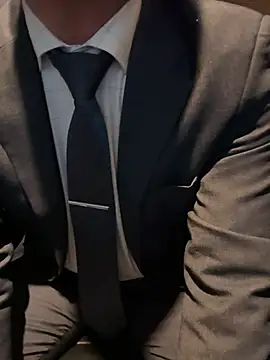 Snapshot of RYUICHI_1919 chatting on April 2, 2026, 10:57 am RYUICHI 1919 online show from April 2, 2026, 10:57 am