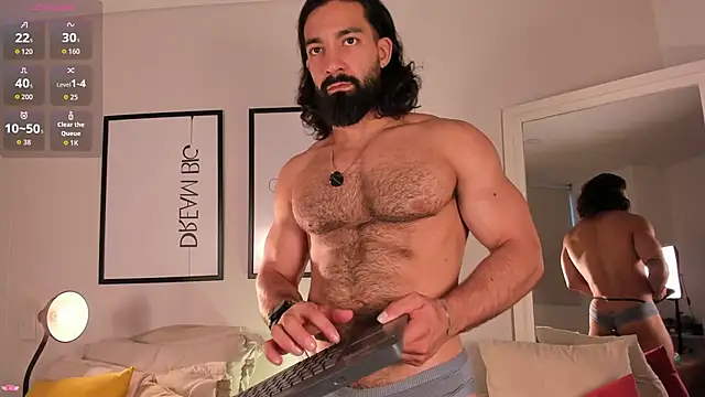 Max strong01 online show from May 14, 2026, 11:00 pm