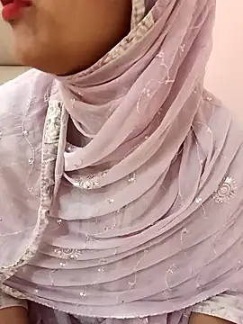 Miss Noor   online show from March 29, 2026, 7:08 am