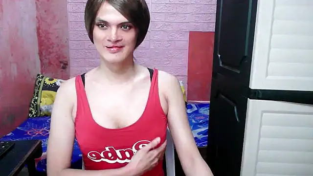 Bella CiaoX online show from April 13, 2026, 5:18 pm