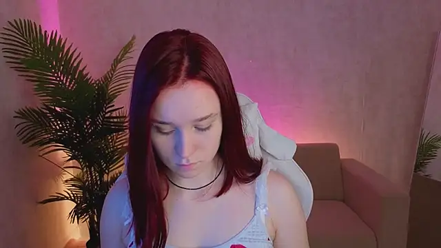 SweetieBlush online show from May 7, 2026, 3:12 am