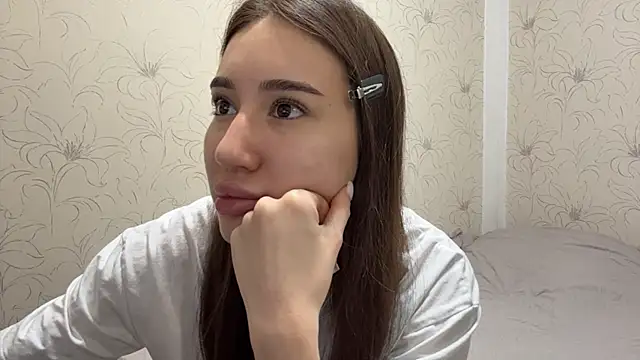 NamiLoon online show from April 4, 2026, 4:11 am