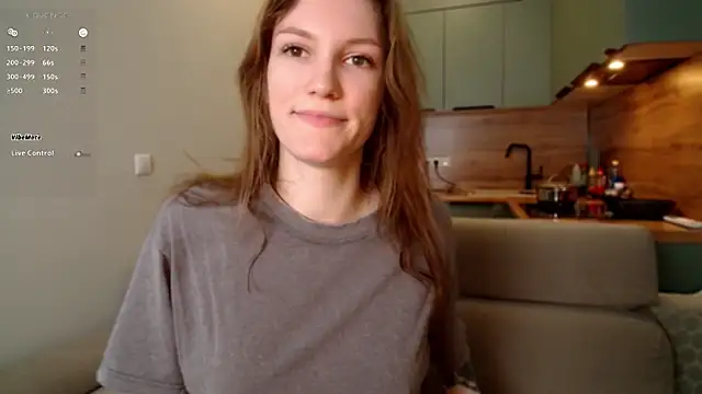 Snapshot of sue_jill chatting on April 6, 2026, 9:10 am sue jill online show from April 6, 2026, 9:10 am