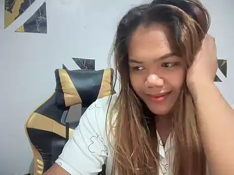 Snapshot of yourhotwild_bella chatting on July 9, 2026, 6:01 pm yourhotwild bella online show from July 9, 2026, 6:01 pm