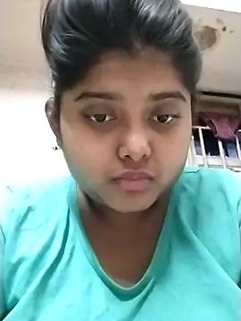 Snapshot of dreamdollx chatting on April 5, 2026, 8:17 pm dreamdollx online show from April 5, 2026, 8:17 pm