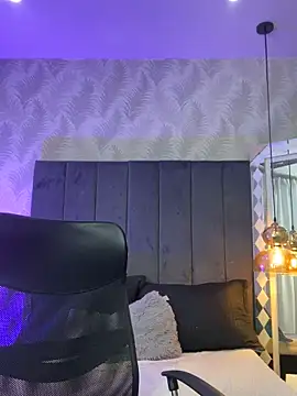 Snapshot of AngelCheerry_ chatting on May 8, 2026, 11:37 am AngelCheerry online show from May 8, 2026, 11:37 am