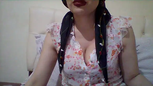 Snapshot of busex25 chatting on June 11, 2026, 9:13 pm busex25 online show from June 11, 2026, 9:13 pm