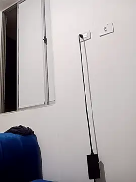 Snapshot of miguellccadena chatting on April 1, 2026, 3:29 am miguellccadena online show from April 1, 2026, 3:29 am