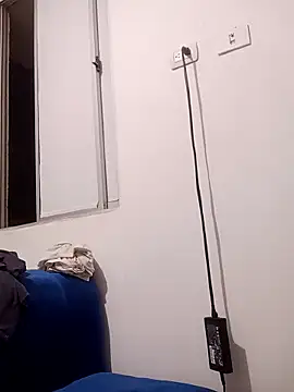 Snapshot of miguellccadena chatting on April 3, 2026, 6:22 am miguellccadena online show from April 3, 2026, 6:22 am