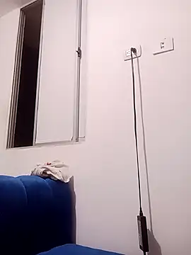 Snapshot of miguellccadena chatting on April 6, 2026, 5:08 am miguellccadena online show from April 6, 2026, 5:08 am